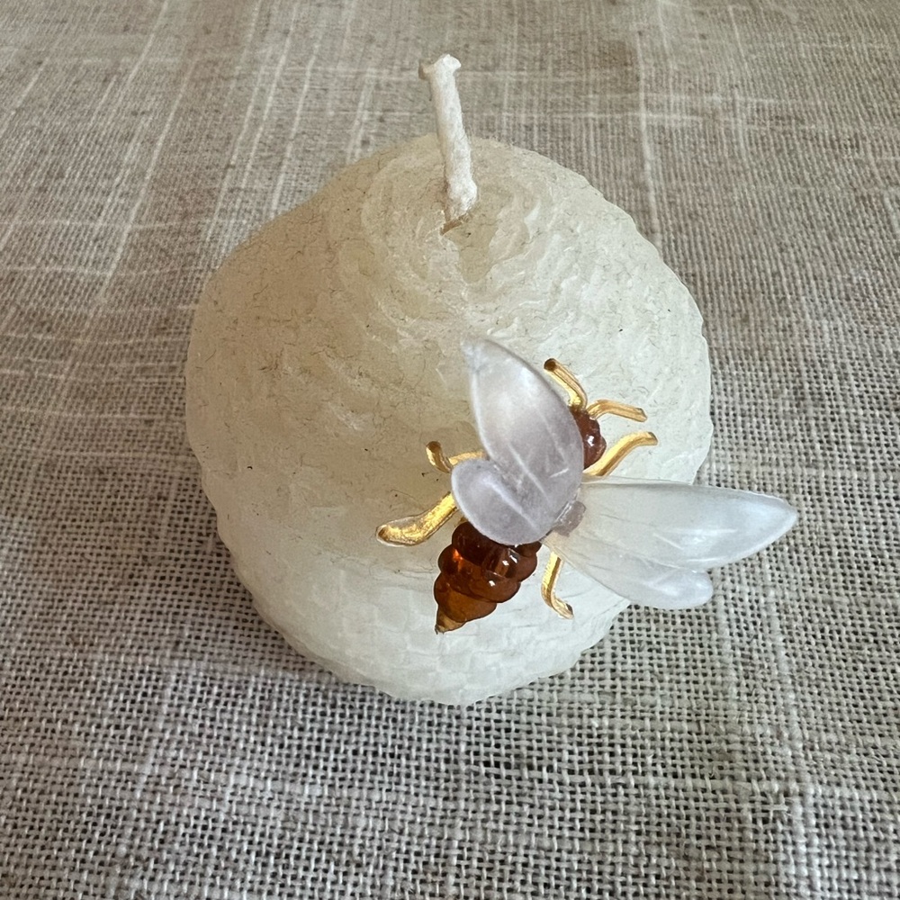Vintage Small Pfaltzgraff Beehive candle with wasp on side of candle